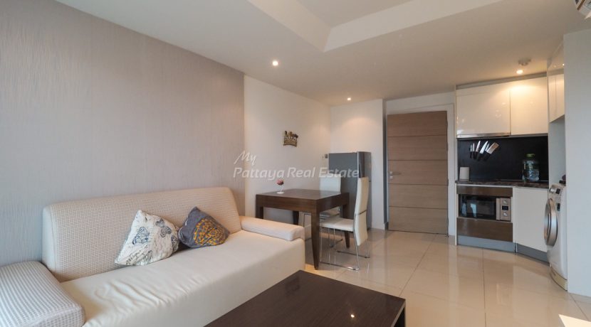 Sunset Boulevard 2 Condo Pattaya For Sale & Rent 1 Bedroom With Partial Sea Views - SUNBII02