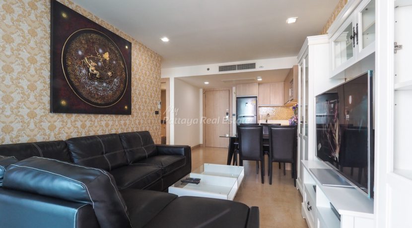 The Cliff Residence Pattaya For Sale & Rent 1 Bedroom With Pool Views - CLIFF33R