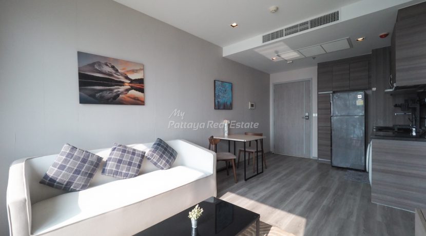 Aeras Beachfront Jomtien Condo Pattaya For Sale & Rent 1 Bedroom With Sea Views - AERAS07R