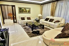 Jomtien Yacht Club 3 House For Sale 4 Bedroom With Private Pool - HJJTY01