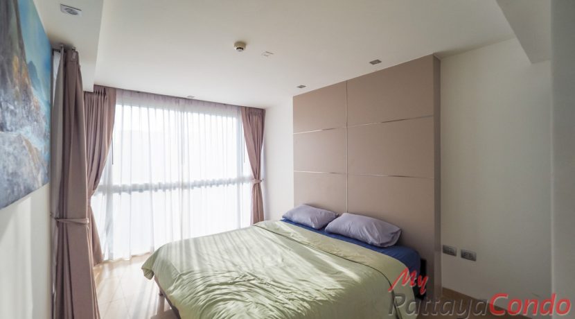 Centara Avenue Residence & Suites For Sale & Rent 1 Bedroom with Pool Views - CARS102R