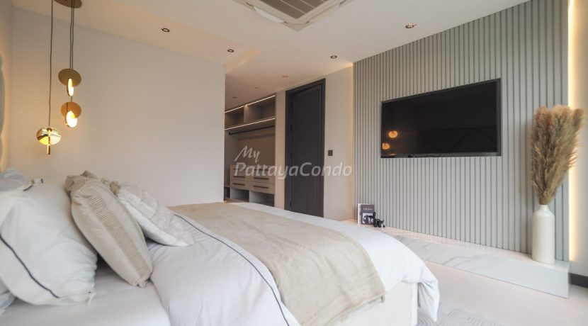 Chateau Dale Thai Bali Village Pattaya For Sale & Rent 5 Bedroom With Private Pool - HJTBL05