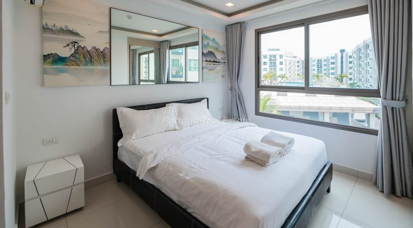 Arcadia Beach Resort Condo Pattaya For Sale & Rent 2 Bedroom With Pool Views - ABR39