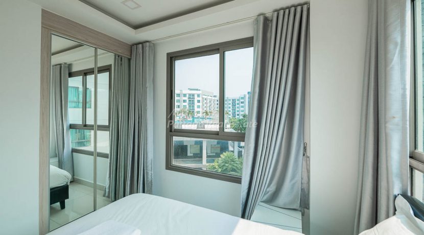 Arcadia Beach Resort Condo Pattaya For Sale & Rent 2 Bedroom With Pool Views - ABR39