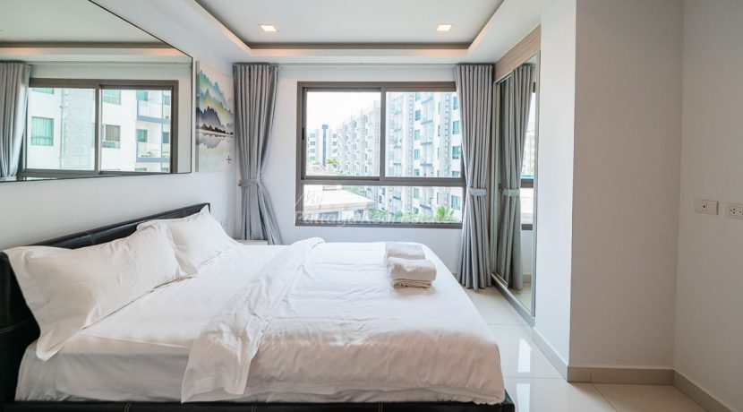 Arcadia Beach Resort Condo Pattaya For Sale & Rent 2 Bedroom With Pool Views - ABR39