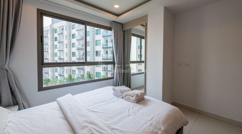 Arcadia Beach Resort Condo Pattaya For Sale & Rent 2 Bedroom With Pool Views - ABR39