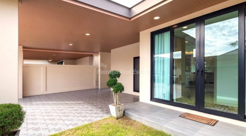 Garden Ville 8 House Pattaya For Sale & Rent 3 Bedroom with Private Pool Views - HEGV801