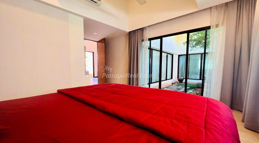 The Maple Pattaya House For Sale & Rent 3 Bedroom With Garden Views - HEMP01