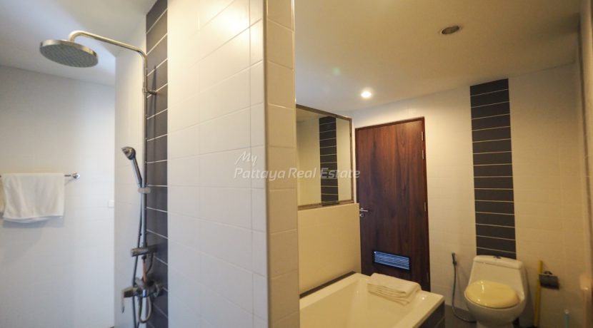 Club House Condominium Pattaya For Sale & Rent 2 Bedroom With City & Partial Sea Views - CLUBH14