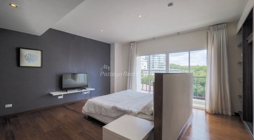 Club House Condominium Pattaya For Sale & Rent 2 Bedroom With City & Partial Sea Views - CLUBH14