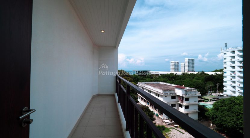 Club House Condominium Pattaya For Sale & Rent 2 Bedroom With City & Partial Sea Views - CLUBH14