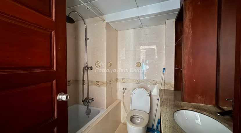 Sombat Condotel Pattaya For Sale & Rent Studio With Sea Views - SBP04