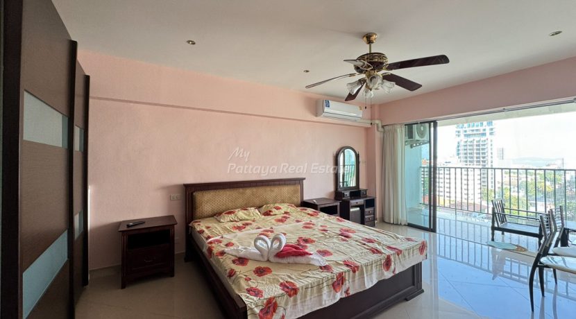 Sombat Condotel Pattaya For Sale & Rent Studio With Sea Views - SBP04