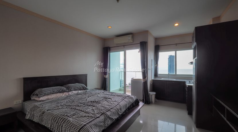 A D Hyatt Wong Amat Pattaya Condo For Sale & Rent Studio With Sea Views - AD08