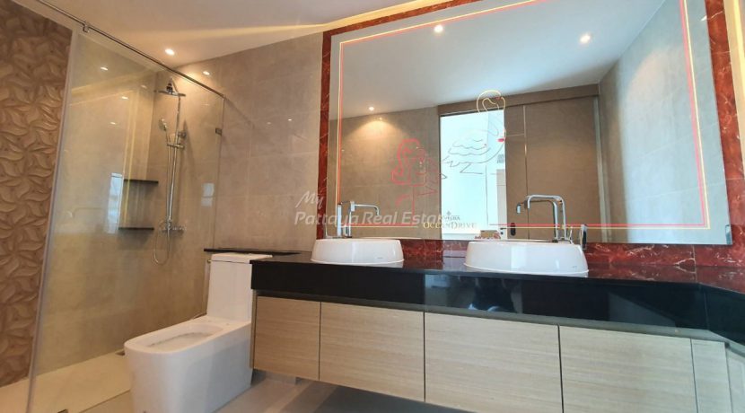 The Riviera Ocean Drive Condo Pattaya For Sale & Rent 2 Bedroom With Sea Views - ROD29
