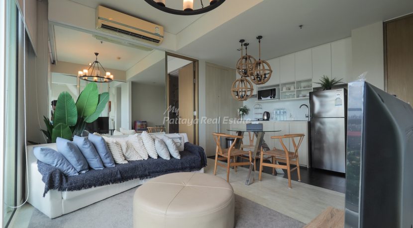 Veranda Residence Pattaya Condo For Sale & Rent 2 Bedroom With Sea Views - VRD08