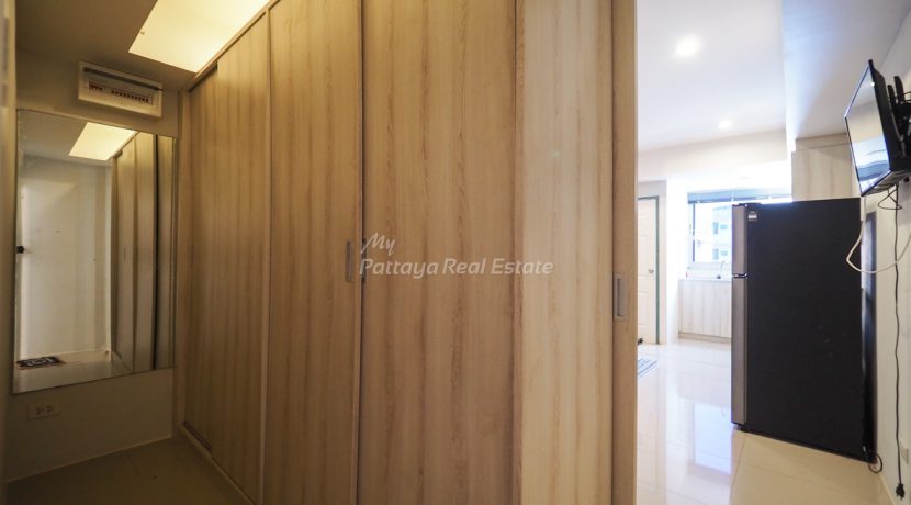 Fly Bird Condominium Pattaya For Sale & Rent Studio With City Views - FLYB20