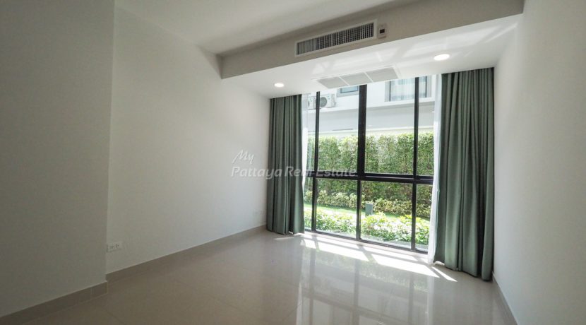 Gardenia Pattaya Condo For Sale & Rent 4 Bedroom With Direct Garden Access - GDN09