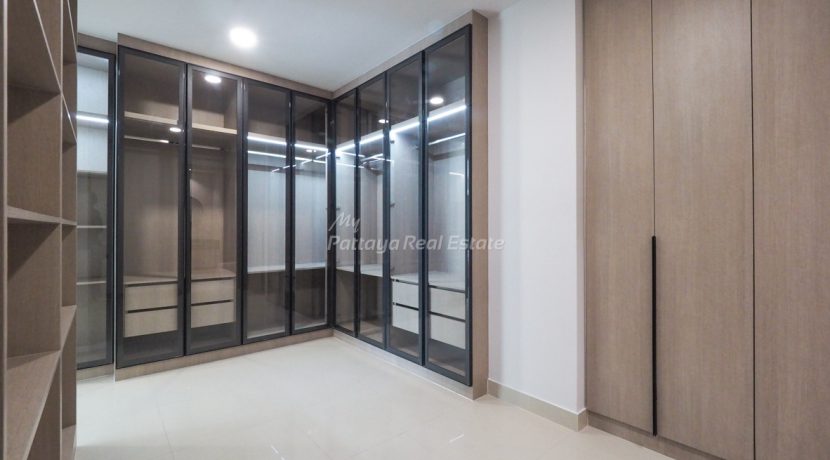 Gardenia Pattaya Condo For Sale & Rent 4 Bedroom With Direct Garden Access - GDN09