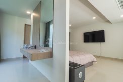 Gardenia Pattaya Condo For Sale & Rent 4 Bedroom With Direct Garden Access - GDN09