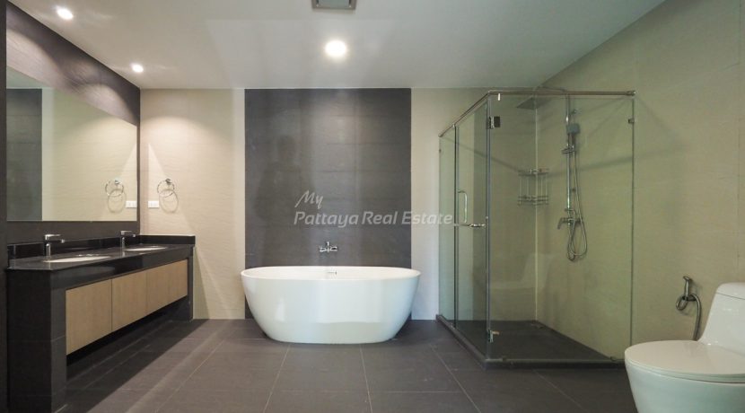 Gardenia Pattaya Condo For Sale & Rent 4 Bedroom With Direct Garden Access - GDN09