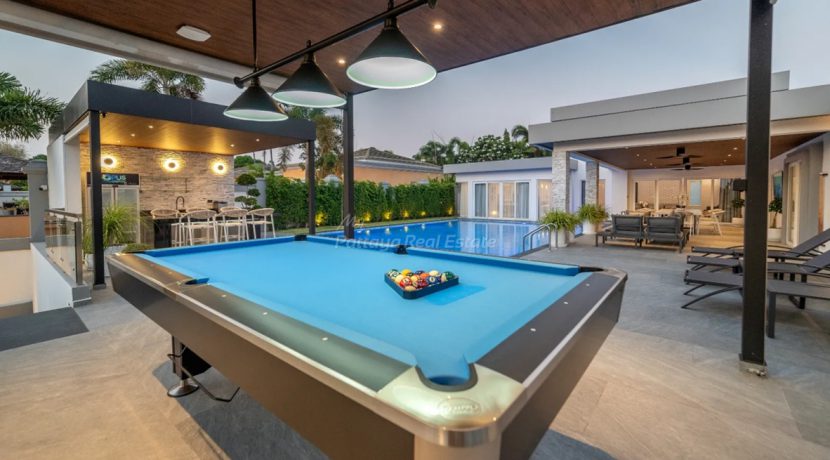 Siam Royal View Private Pool Villa For Sale in East Pattaya 6 Bedroom With Private Pool - HESRV10 (17)