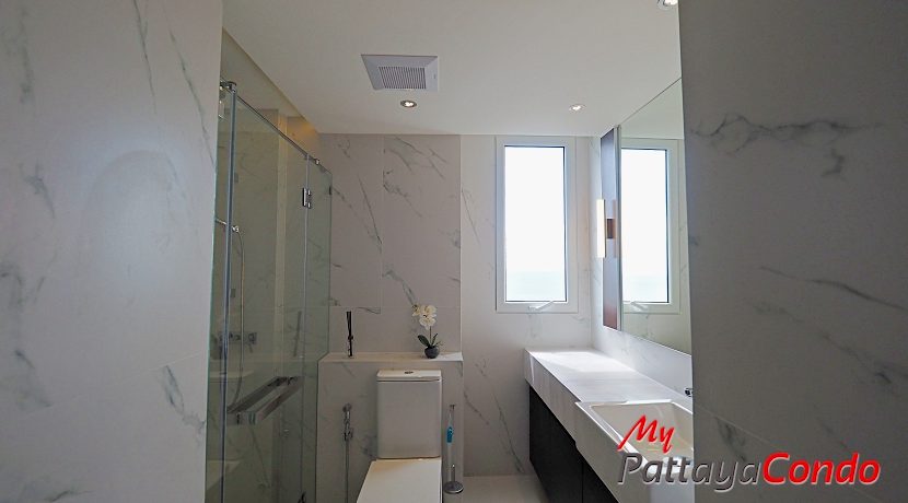 Sky Residence Pattaya For Sale & Rent 2 Bedroom With Pattaya Bay Views - AMR18