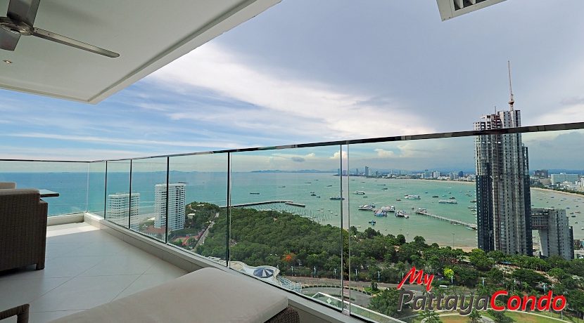 Sky Residence Pattaya For Sale & Rent 2 Bedroom With Pattaya Bay Views - AMR18