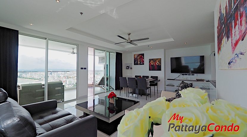 Sky Residence Pattaya For Sale & Rent 2 Bedroom With Pattaya Bay Views - AMR18