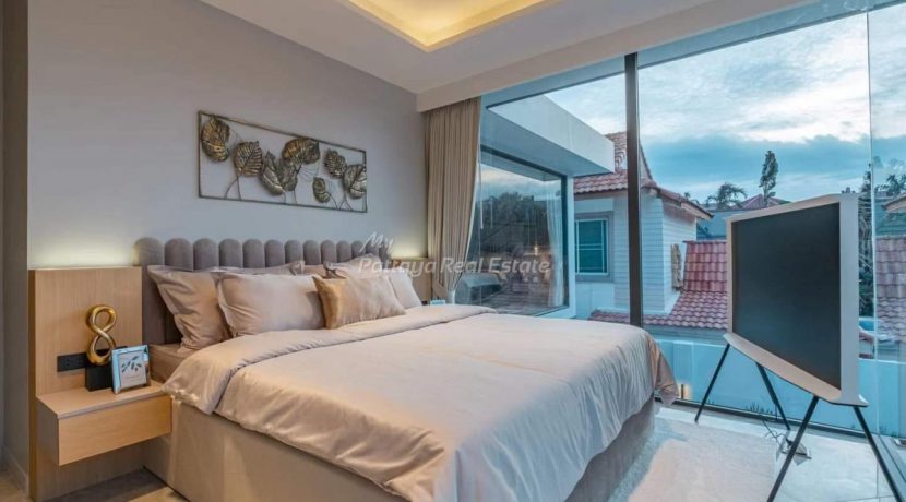 Thepprasit Private Villa 5 Bedroom With Private Pool in Jomtien - HJTPS01