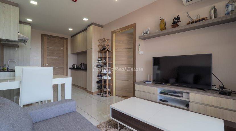 Whale Marina Condo Pattaya For Sale & Rent 1 Bedroom With Sea Views - WHALE09