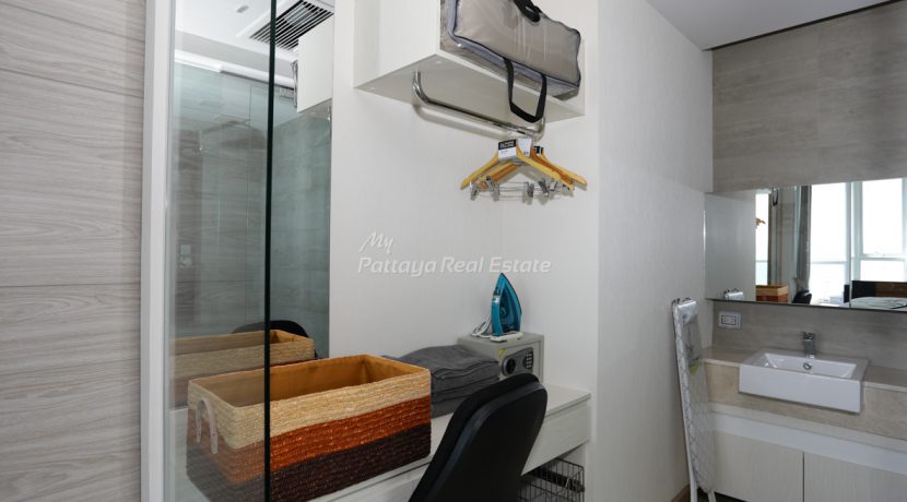 Cetus Beachfront Condo Pattaya For Sale & Rent 1 Bedroom With Partial Sea Views - CETUS24