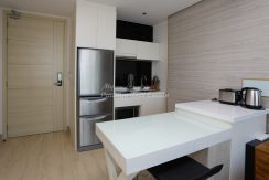 Cetus Beachfront Condo Pattaya For Sale & Rent 1 Bedroom With Partial Sea Views - CETUS24