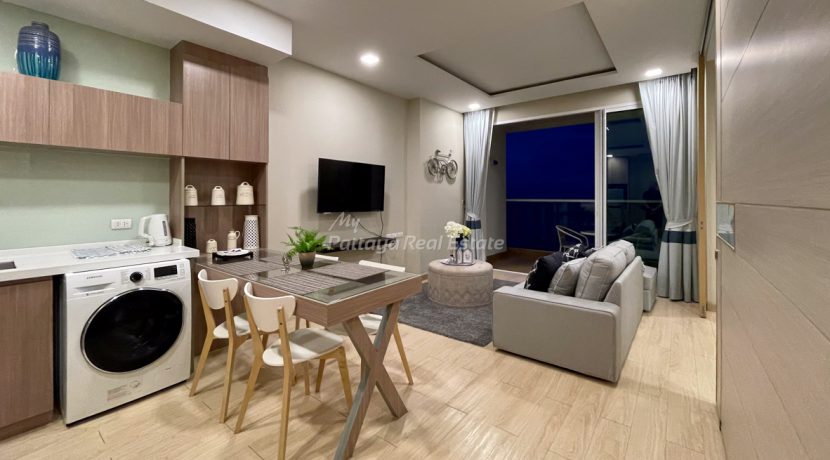 Cetus Beachfront Condo Pattaya For Sale & Rent With Sea Views - CETUS26