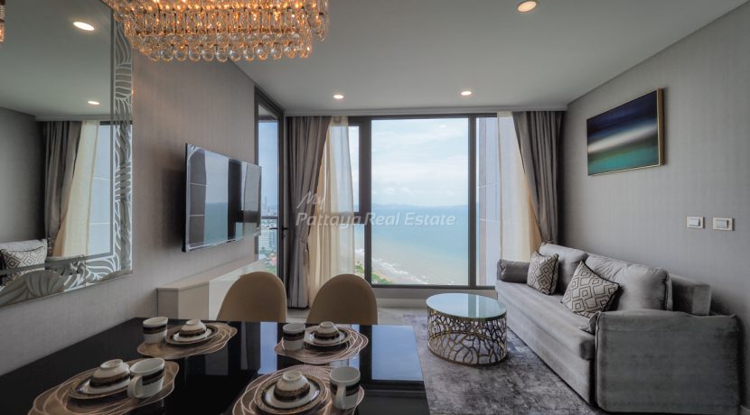 Copacabana Beachfront Condo Jomtien Pattaya For Sale & Rent 1 Bedroom With Private Pool - COPAC17