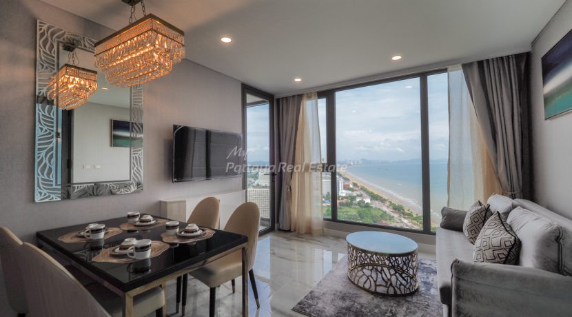 Copacabana Beachfront Condo Jomtien Pattaya For Sale & Rent 1 Bedroom With Private Pool - COPAC17