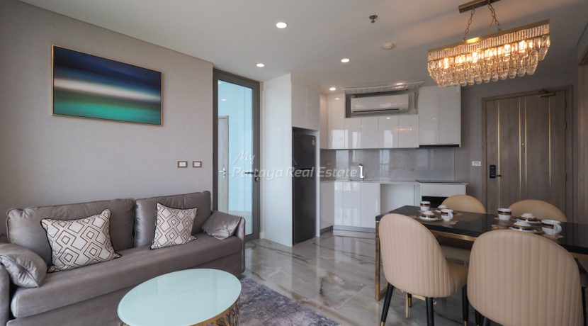 Copacabana Beachfront Condo Jomtien Pattaya For Sale & Rent 1 Bedroom With Private Pool - COPAC17