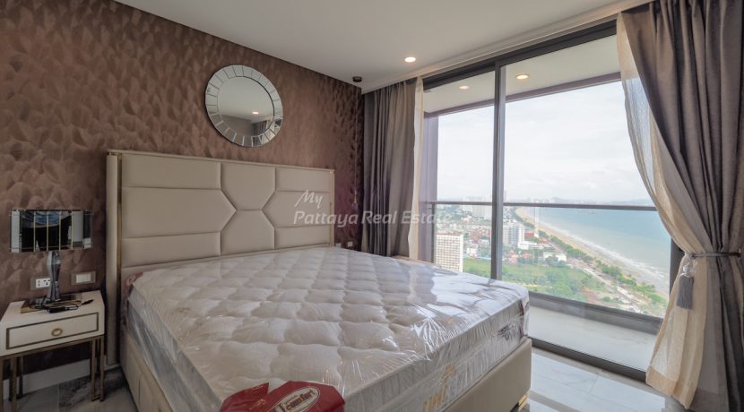 Copacabana Beachfront Condo Jomtien Pattaya For Sale & Rent 1 Bedroom With Private Pool - COPAC17