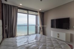 Copacabana Beachfront Condo Jomtien Pattaya For Sale & Rent 1 Bedroom With Private Pool - COPAC17