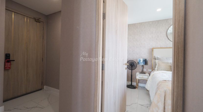 Copacabana Beachfront Condo Jomtien Pattaya For Sale & Rent 2 Bedroom With Sea Views - COPAC15