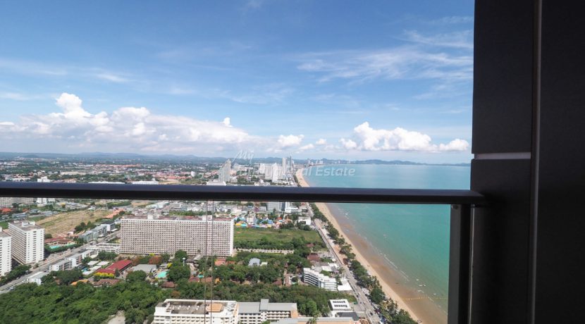 Copacabana Beachfront Condo Jomtien Pattaya For Sale & Rent 2 Bedroom With Sea Views - COPAC15