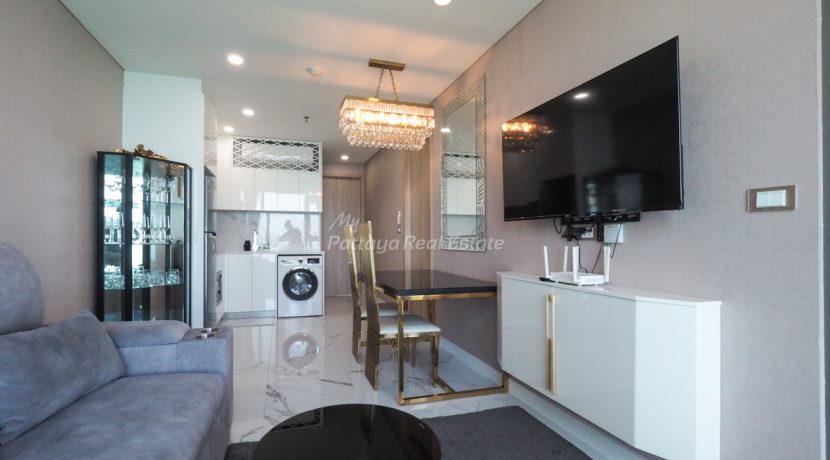 Copacabana Beachfront Condo Jomtien Pattaya For Sale & Rent 2 Bedroom With Sea Views - COPAC15