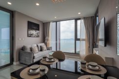 Copacabana Beachfront Condo Pattaya For Sale & Rent 1 Bedroom With Private Pool - COPAC16