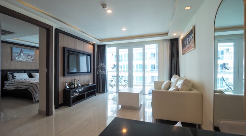 Grand Avenue Residence Pattaya For Sale & Rent 2 Bedroom with Pool Views - GRAND191N