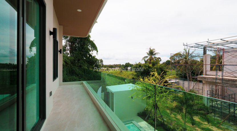 Perla Villa Pool Villa For Sale & Rent 4 Bedroom With Private Pool in East Pattaya - HEPL01