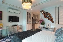 Seven Seas Le Carnival Condo Pattaya For Sale & Rent Studio With Pool Views - SEVL01