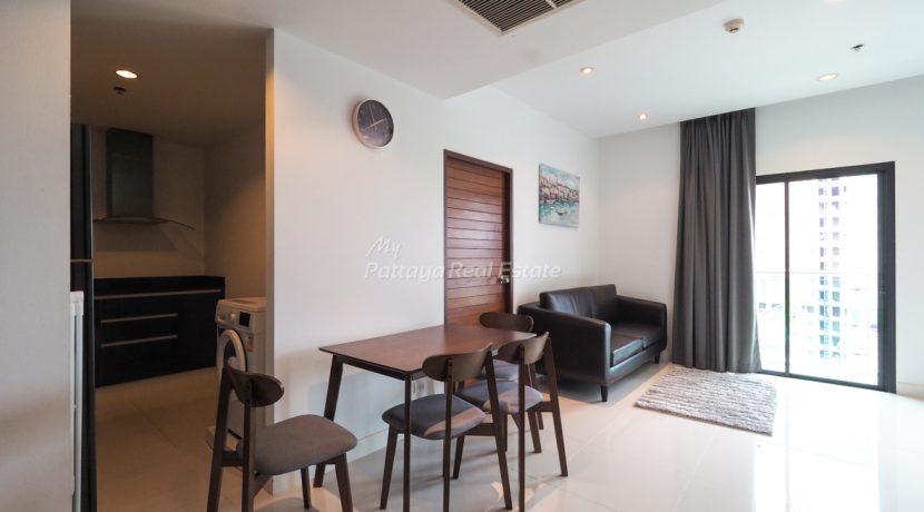 The Axis Condo Pattaya For Sale & Rent 2 Bedroom With City Views - AXIS47