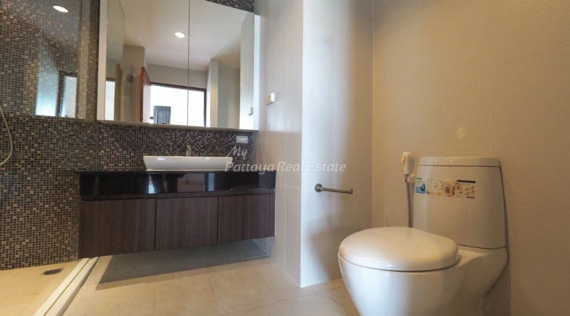 The Axis Condo Pattaya For Sale & Rent 2 Bedroom With City Views - AXIS47