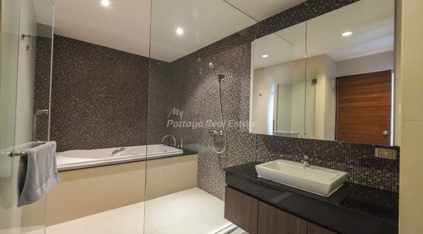 The Axis Condo Pattaya For Sale & Rent 2 Bedroom With City Views - AXIS47