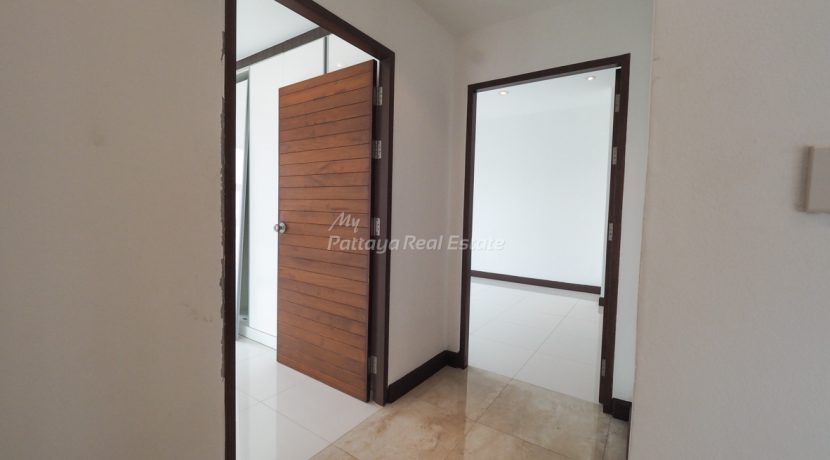 The Axis Condo Pattaya For Sale & Rent 4 Bedroom with Sea Views - AXIS48